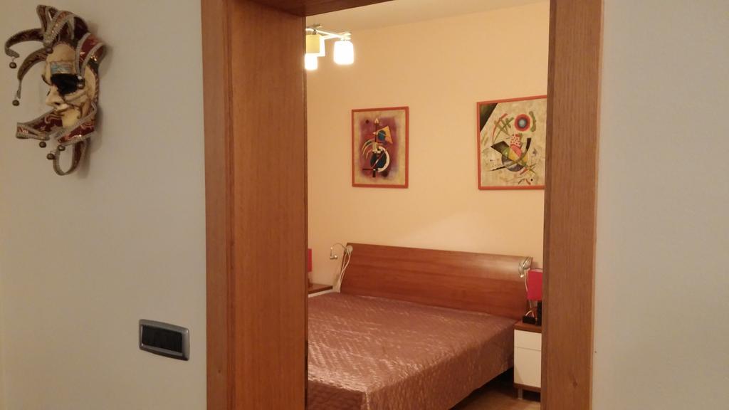 Apartments On Gorana Pavlova 24 Sutivan Bagian luar foto